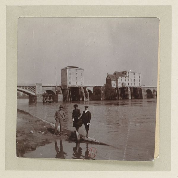 File:Voyages d'une famille parisienne Avril 1897 - Ancien pont de Poissy - p9-01.jpg