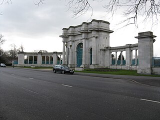 City War Memorial, Nottingham Triumphal arch and war memorial in Nottingham, England