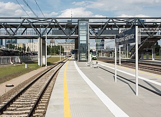 <span class="mw-page-title-main">Warszawa Główna railway station</span> Railway station in Warsaw, Poland