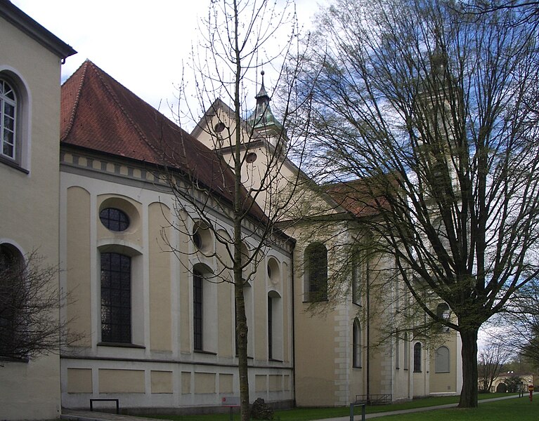 File:Weißenau Kirche Nordseitec.jpg