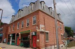 West End Saloon binası, Jefferson City.JPG