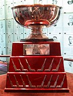 William M. Jennings Trophy (Hockey Hall of Fame, Toronto).jpg