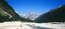 El Himalaya en Yumesongdong en Sikkim, en el valle del río Yumthang.