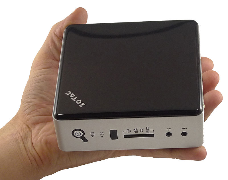 File:ZOTC ZBOX mini-PC - In Hand (5763974959).jpg - Wikimedia Commons