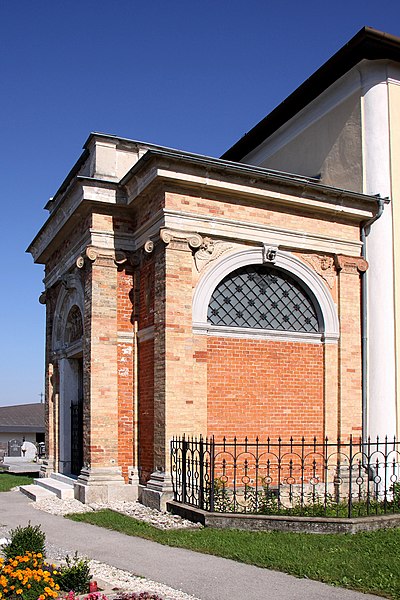 File:Zemendorf-Stöttera - Zemendorf, Mausoleum Rothermann (01).jpg