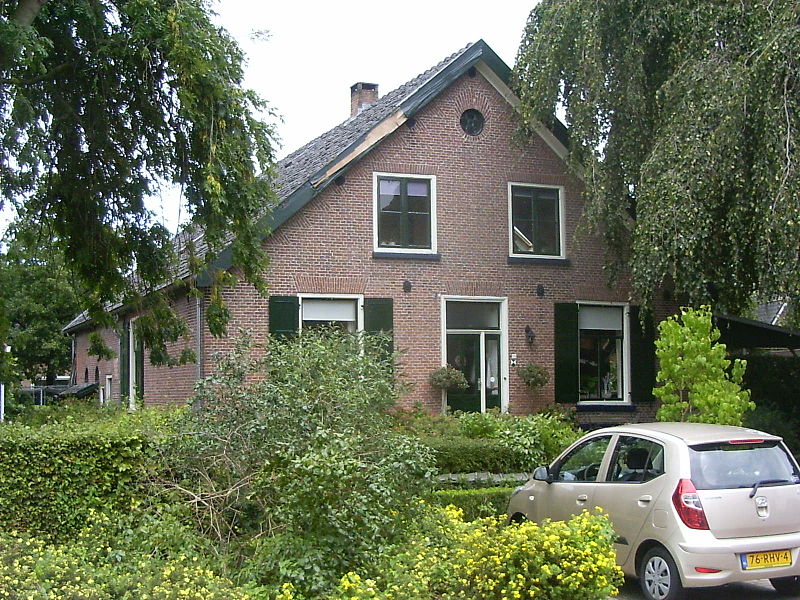 File:Zetten-steenbeekstraat-boerderij.JPG