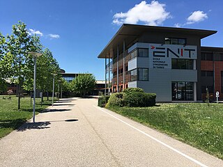 École nationale dingénieurs de Tarbes french school of engineering