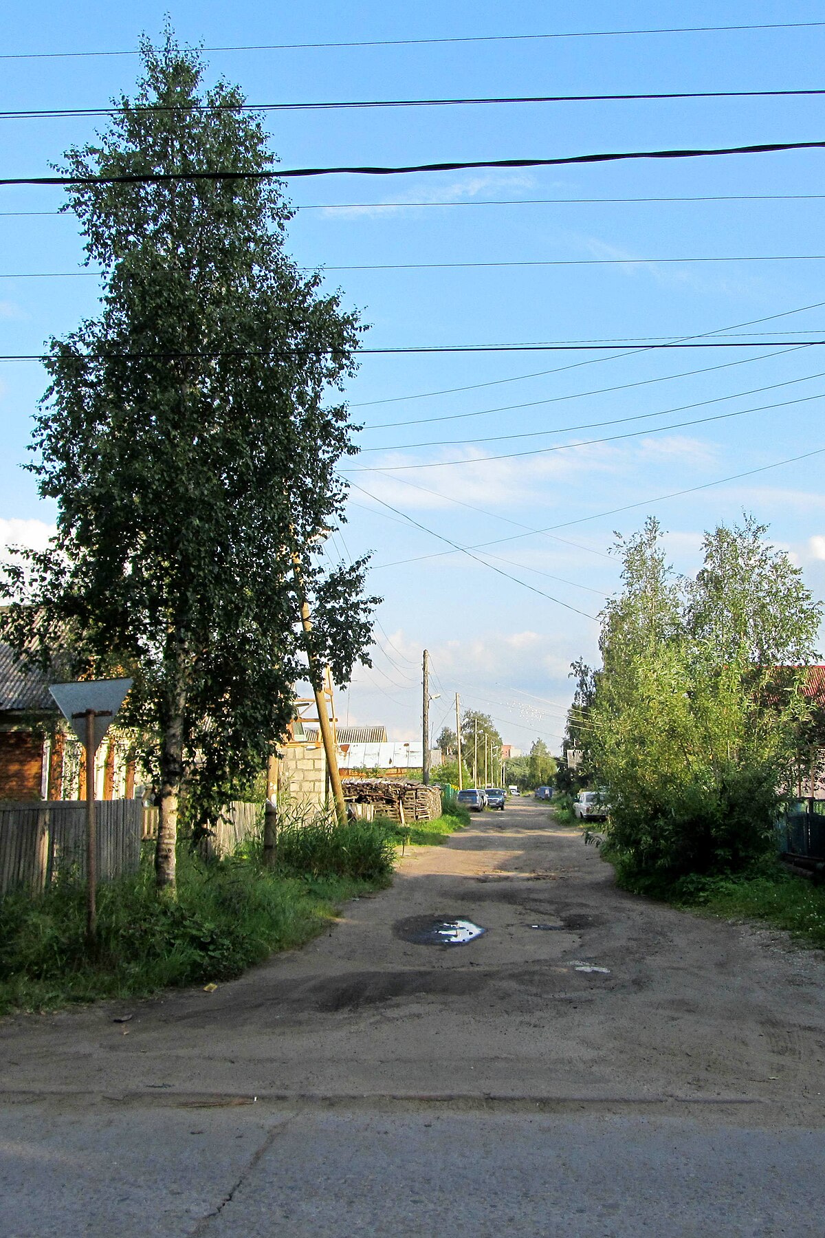 File:Второй Южный переулок (Северодвинск).jpg - Wikimedia Commons