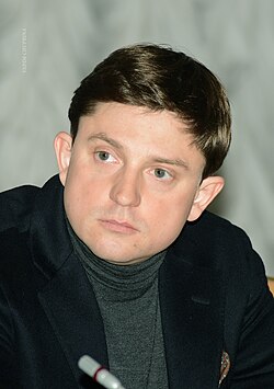 Олесь Станіславович Довгий