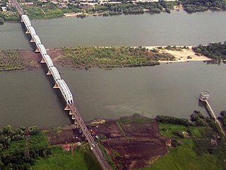 <span class="mw-page-title-main">Komsomolsky Railway Bridge</span> Bridge in Novosibirsk, Russia