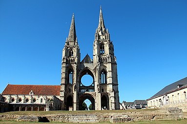 Башни аббатства Сен-Жан-де-Винь в Суасоне