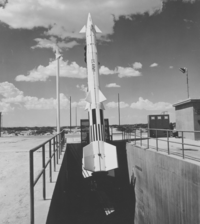 Nike Zeus for ZW-9 launch at WSMR on August 10, 1960 111-SC-578560 - Static test of new Nike Zeus ZW-9 Configuration at WSMR - 10 Aug 1960.png