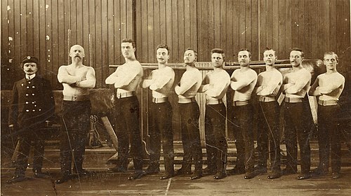 נבחרת הולנד בהתעמלות זוכת מדליית כסף בתחרות הקבוצתית באליפות העולם בהתעמלות 1905