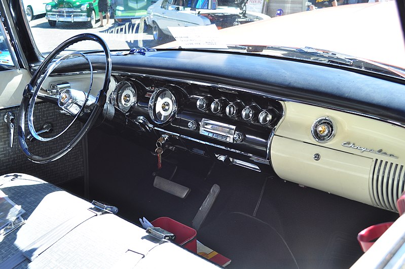 File:1956 Chrysler Windsor Nassau dash.jpg