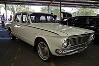 The 1963-'64 AP5-model Valiant used the same doors, windshield, and front fenders as the U.S Valiant; everything else was Australian.