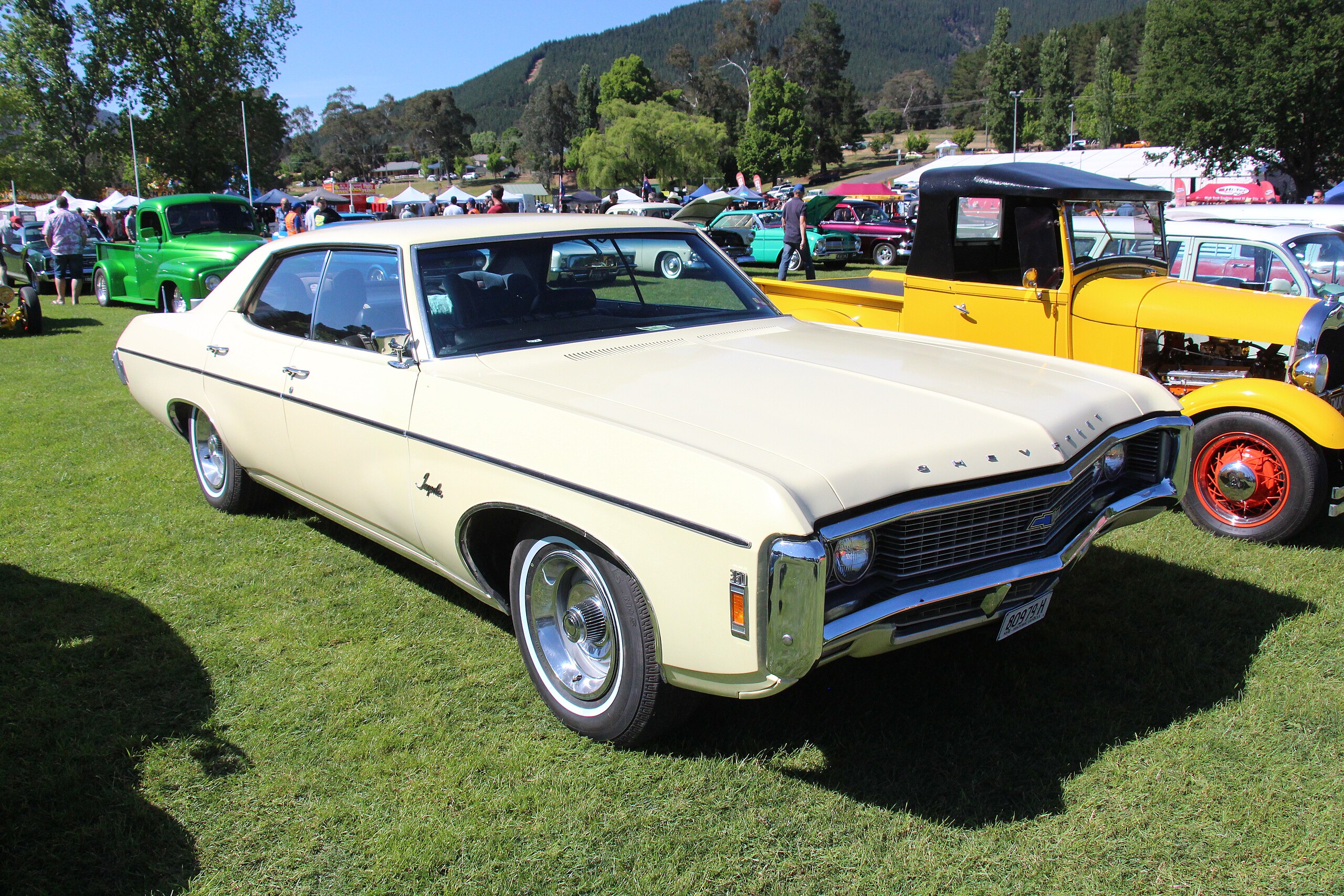 File:1969 Chevrolet Impala 4 door Hardtop (32031303498).jpg