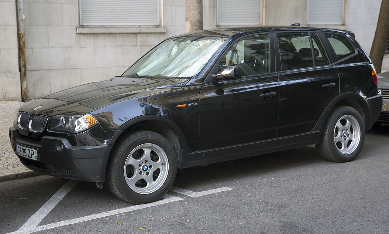 Image of 2005 BMW X3 2.0d, front left (Portugal)