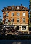 Commercial building on Dorfplatz 4