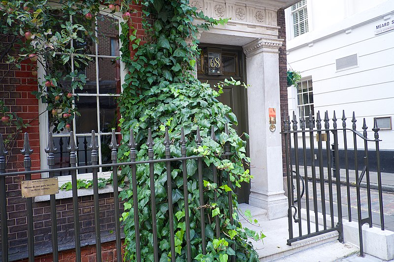 File:68 Dean Street.jpg