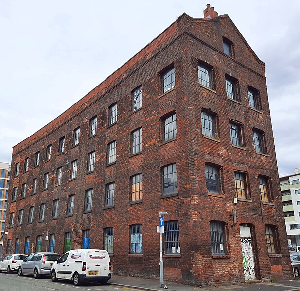 File:8 Cable Street, Manchester.jpg