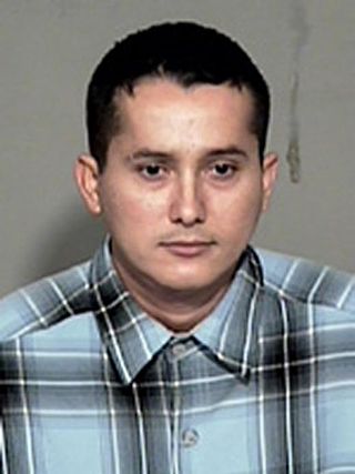 <span class="mw-page-title-main">Alexis Flores</span> Honduran fugitive, murderer and child rapist