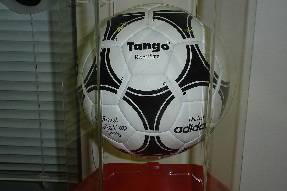 adidas tango football 1978