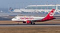 Air Berlin Airbus A319-112 D-ABGJ MUC 2015 01.jpg