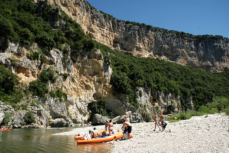 File:Ardeche-cirque-de-madeleine.JPG