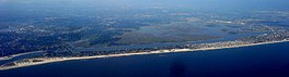 Atlantik dan Pantai Long Aeriel View.JPG