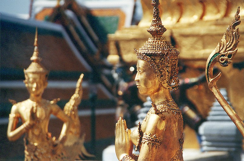 Berkas:Bangkok Wat-Phra-Kaeo Kinnari.jpg