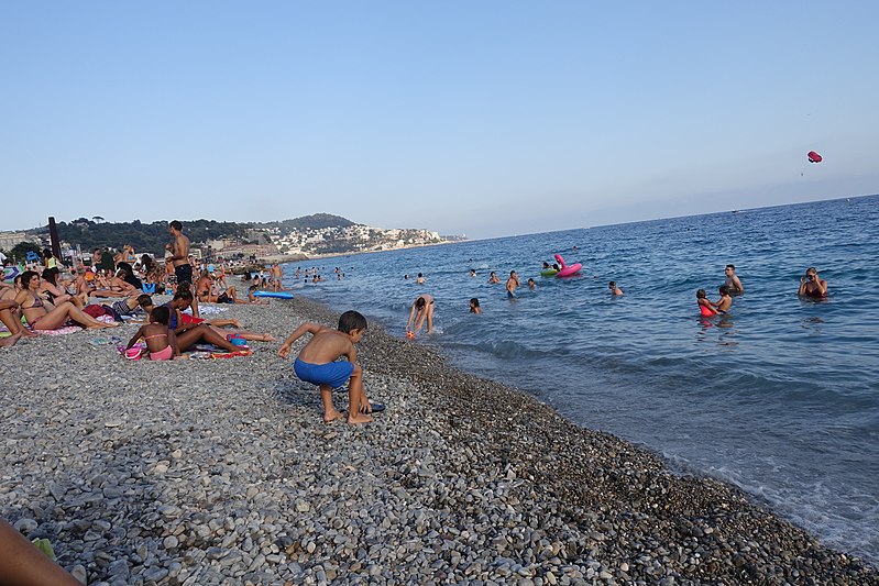 File:Beach of Nice.jpg