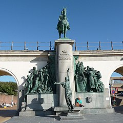 Ruiterstandbeeld van Leopold II in Oostende.