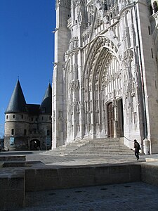 Portail sud de la cathédrale