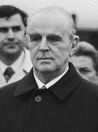 <span class="mw-page-title-main">Konstantinos Karamanlis</span> Prime Minister of Greece intermittently between 1955-80, President from 1980-85, 1990-95