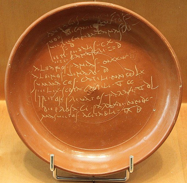 Gaulish cursive script on terra sigillata from La Graufesenque