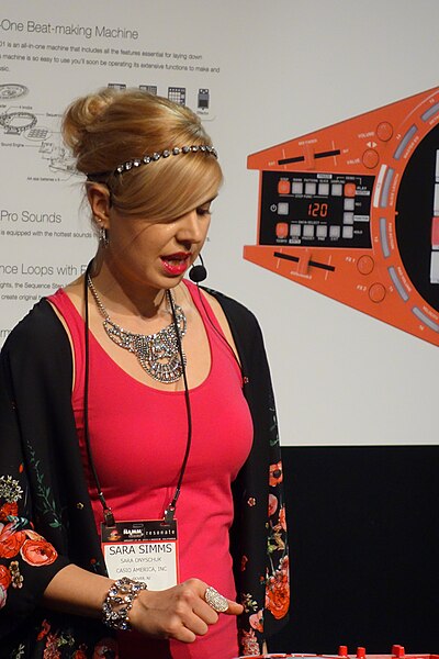 File:CASIO XW-DJ1 DJ Controller (2015) & CASIO XW-PD1 Groove Center (2015) demonstrated by Sara Simms - 2015 NAMM Show (2015-01-22 19.31.19-2 by Pete Brown).jpg