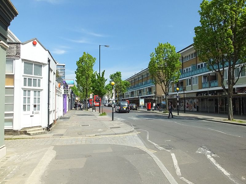 File:Caledonian Road, Islington 0593.JPG