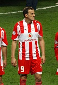 Chelsea Olympiakos CL07-08 04 - Darko Kovačević (przycięte).jpg