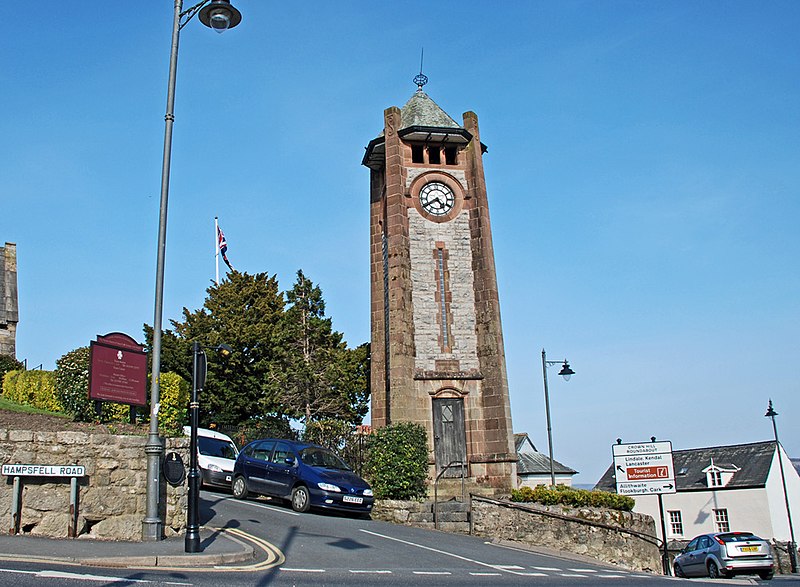 File:Church Hill, Grange over Sands - geograph.org.uk - 1835284.jpg