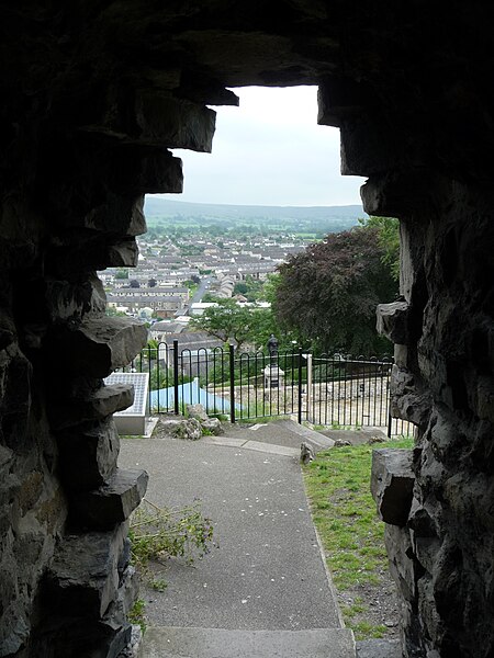 File:Clitheroe Castle 06.jpg