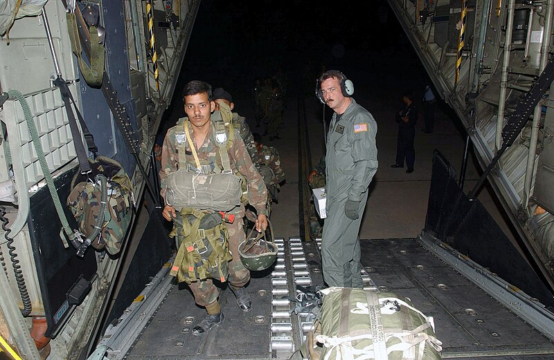 File:Combined exchange training with the Indian Armed Forces, at Air Force Station Agra 2002 2.jpg