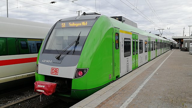 DBAG Class 422 type at Dortmund Hauptbahnhof