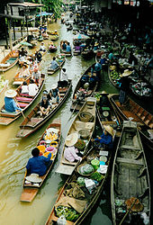 Damnoen Saduak floating market in Ratchaburi Province Damnoensaduak97.jpg