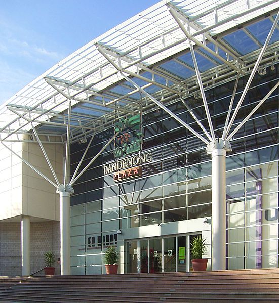 Dandenong Plaza, Walker Street entrance