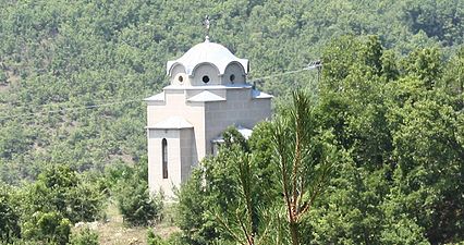 Spomen kosturnica masakriranih meštana Srba 1916. g., u blizini Porečkog manastira