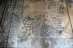 Mosaico coa representación da Gorgona Medusa, no Museo dos mosaicos en Devnya.