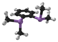 Kugle- og pindmodel af 1,2-bis (dimethylarsino) benzen