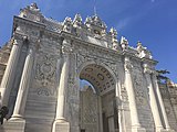 Dolmabahce Palace, April 20 2019Image donated to Wikimedia UK by Mark Lowen, former BBC correspondent in Turkey.{{subst:OP}}