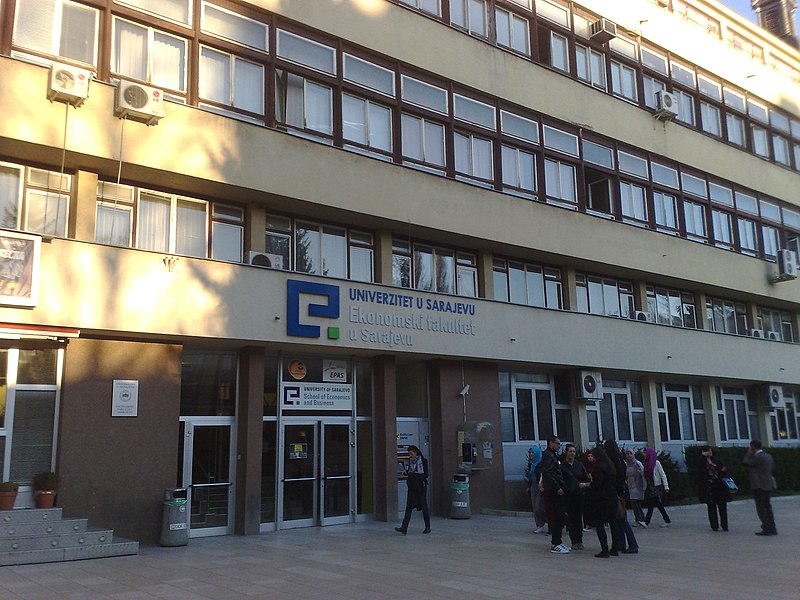 File:Ekonomski fakultet u Sarajevu 2014.jpg