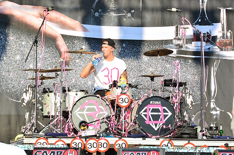 File:Eskimo Callboy – Reload Festival 2015 05.jpg